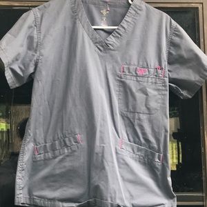 Med Couture Women's Gray/Pink scrub top Size XS
